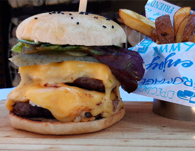 Hamburguesa Trilogía .
