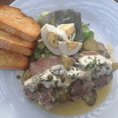 Lengua de vacuno a la chilena